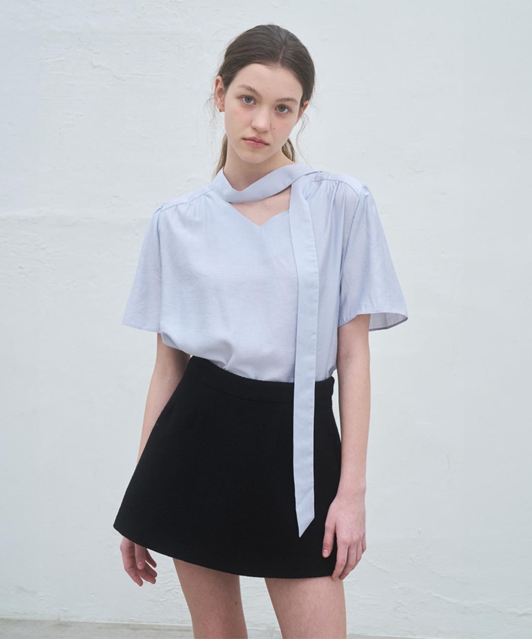벰버 HALF SLEEVE TIE BLOUSE_SKY BLUE