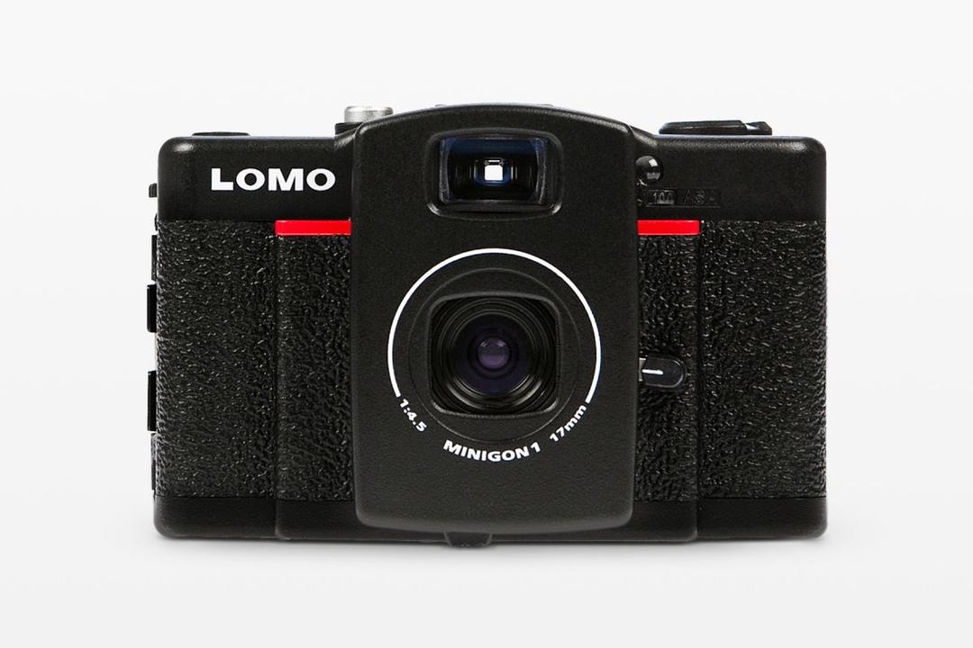 로모 LC-Wide 35mm 필름 카메라
