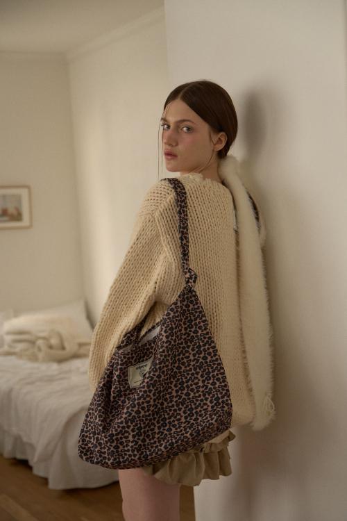 레터리(LETERIE)  LEOPARD SHOULDER BAG_BROWN - 사이즈 & 후기 | 무신사