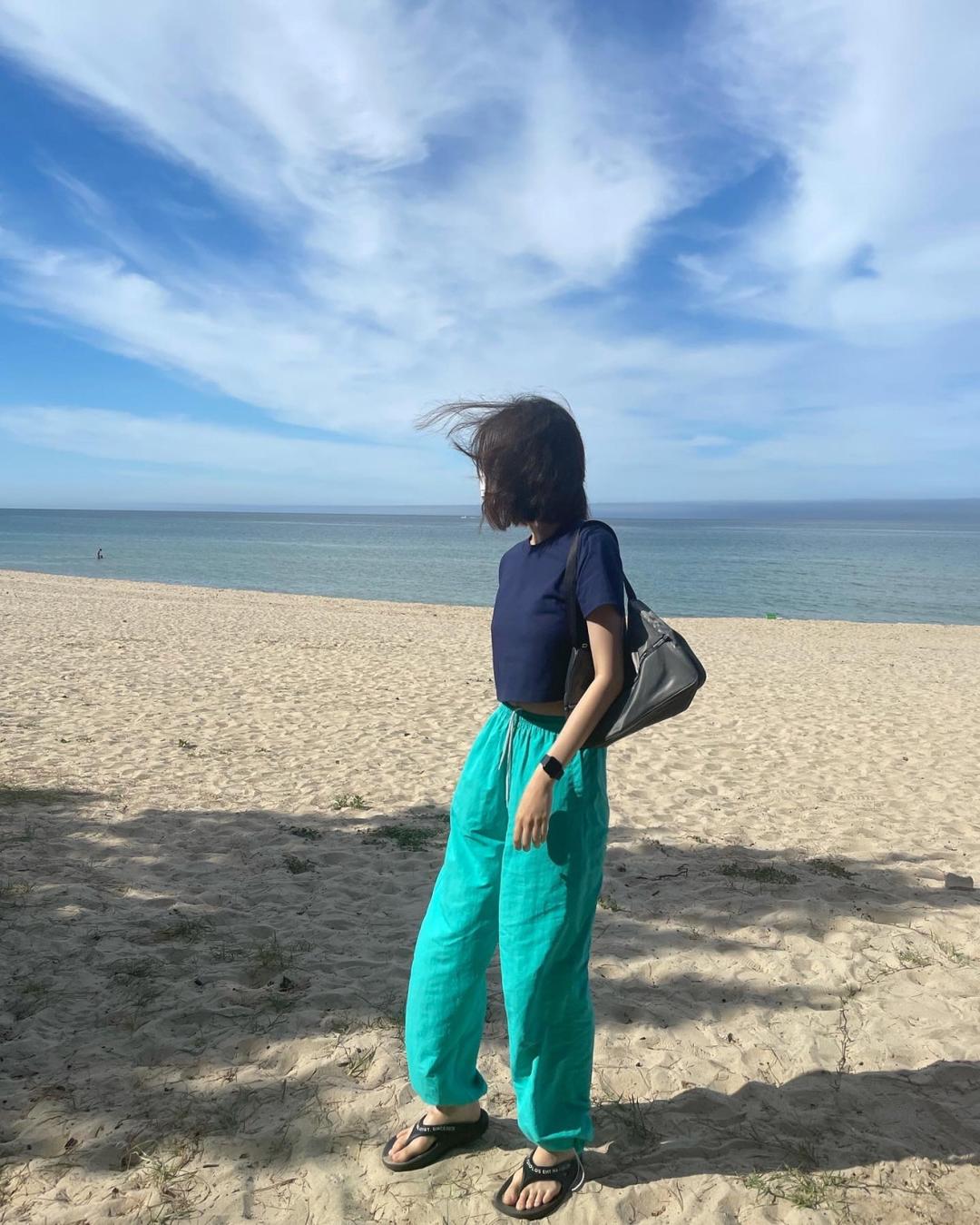 (컬러추가) crop tee (navy color)