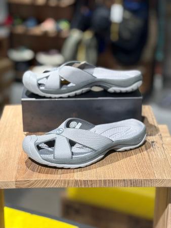 이런 상품 어때요? 킨 KEEN 25SS [발리 TG] 그레이 여성 슬라이드 슬리퍼 KNSO5E206G2