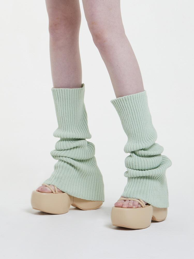 KNEE-HIGH WARMER