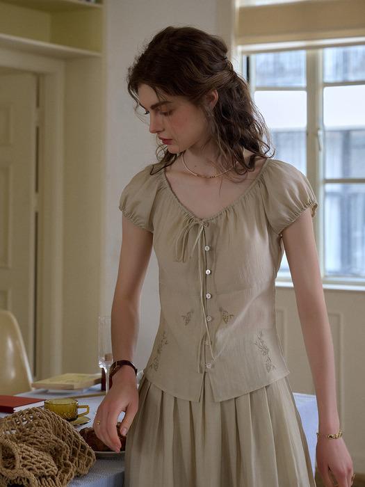 SR_Botanical embroidery blouse