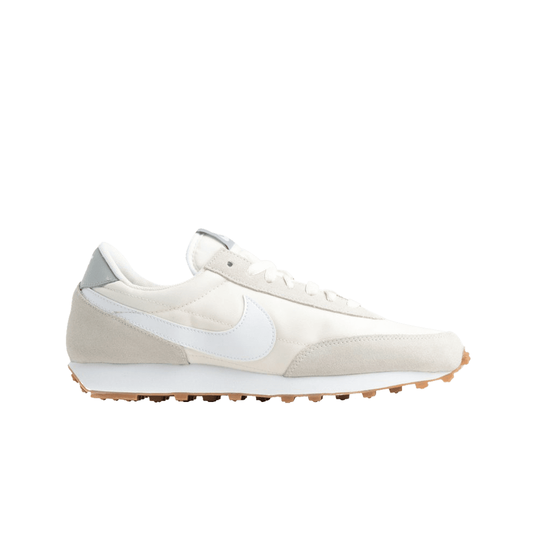 (W) Nike Daybreak Summit White