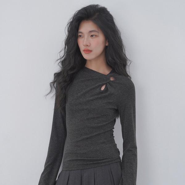 Twist Cross Slit T-shirt