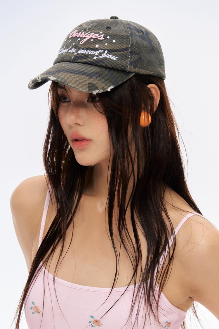 Curriges Camouflage Letter Ball Cap