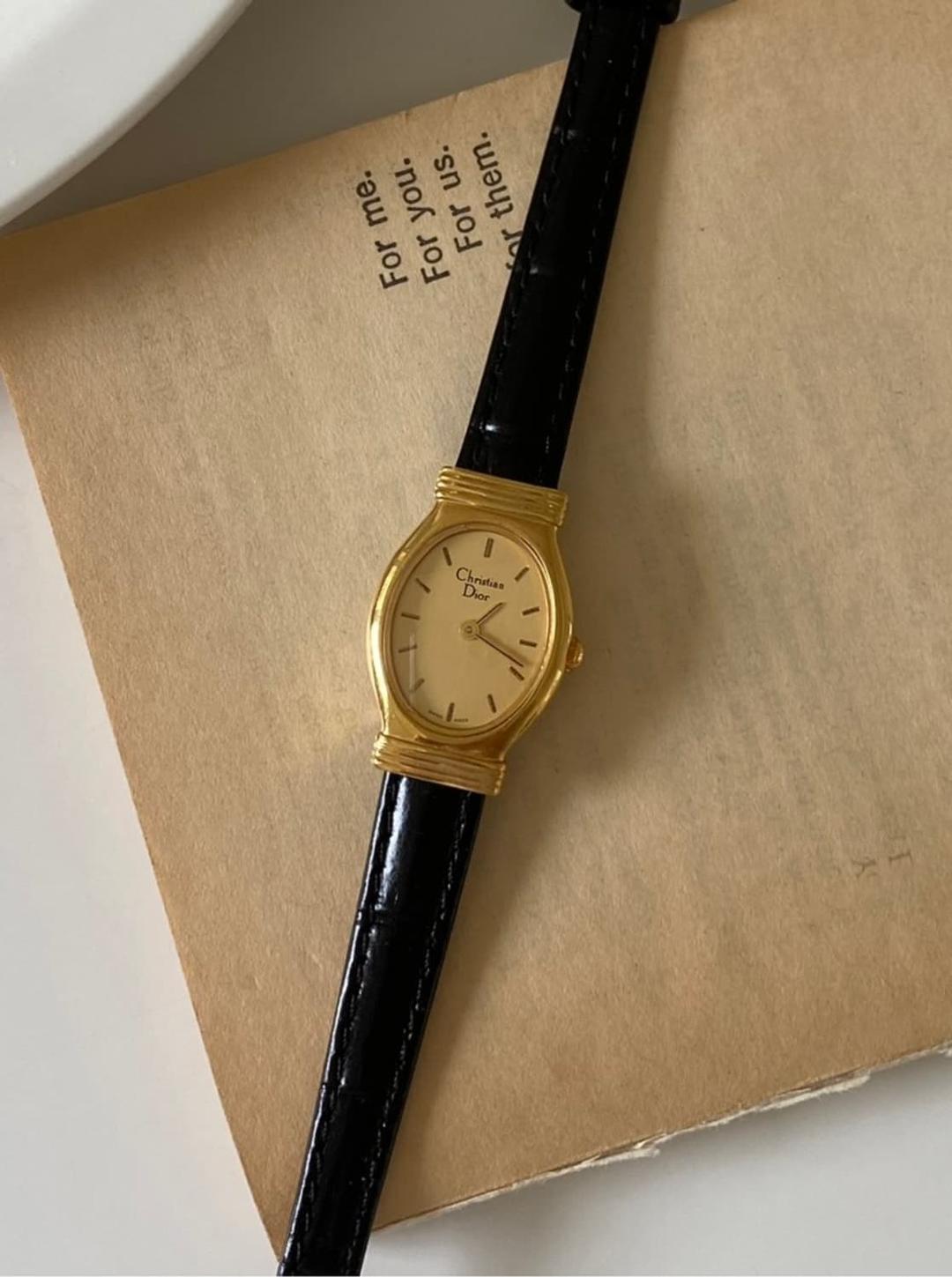 [중고] Vintage dior oval leather | 후루츠패밀리