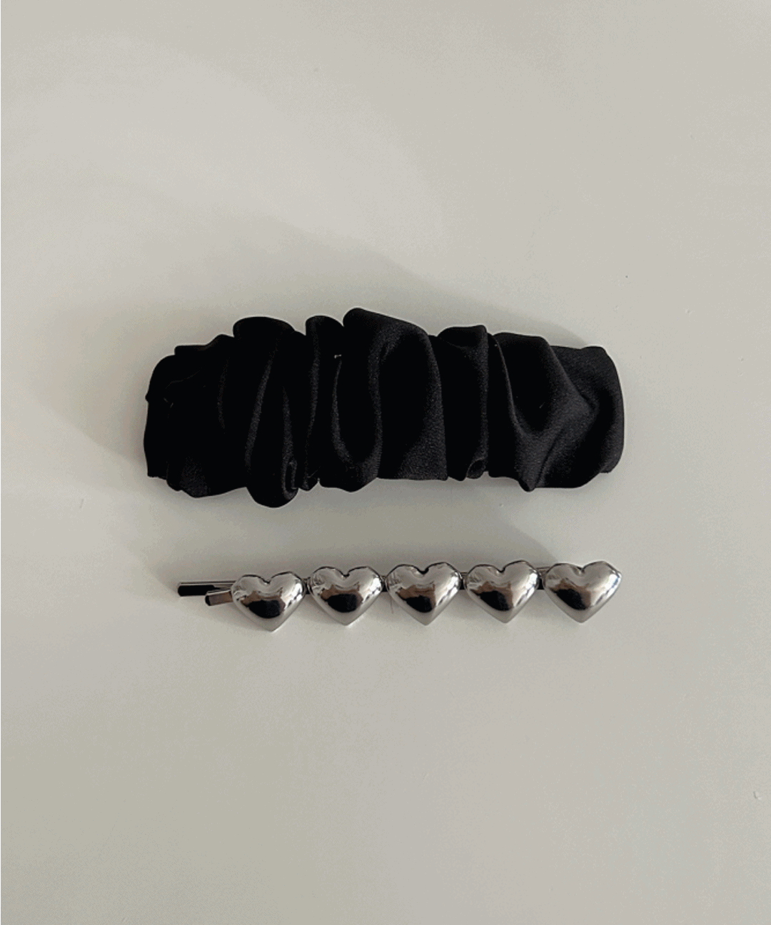 실버 하트 블랙 실크 셔링 주름 똑딱이핀 헤어핀 2종 SET
