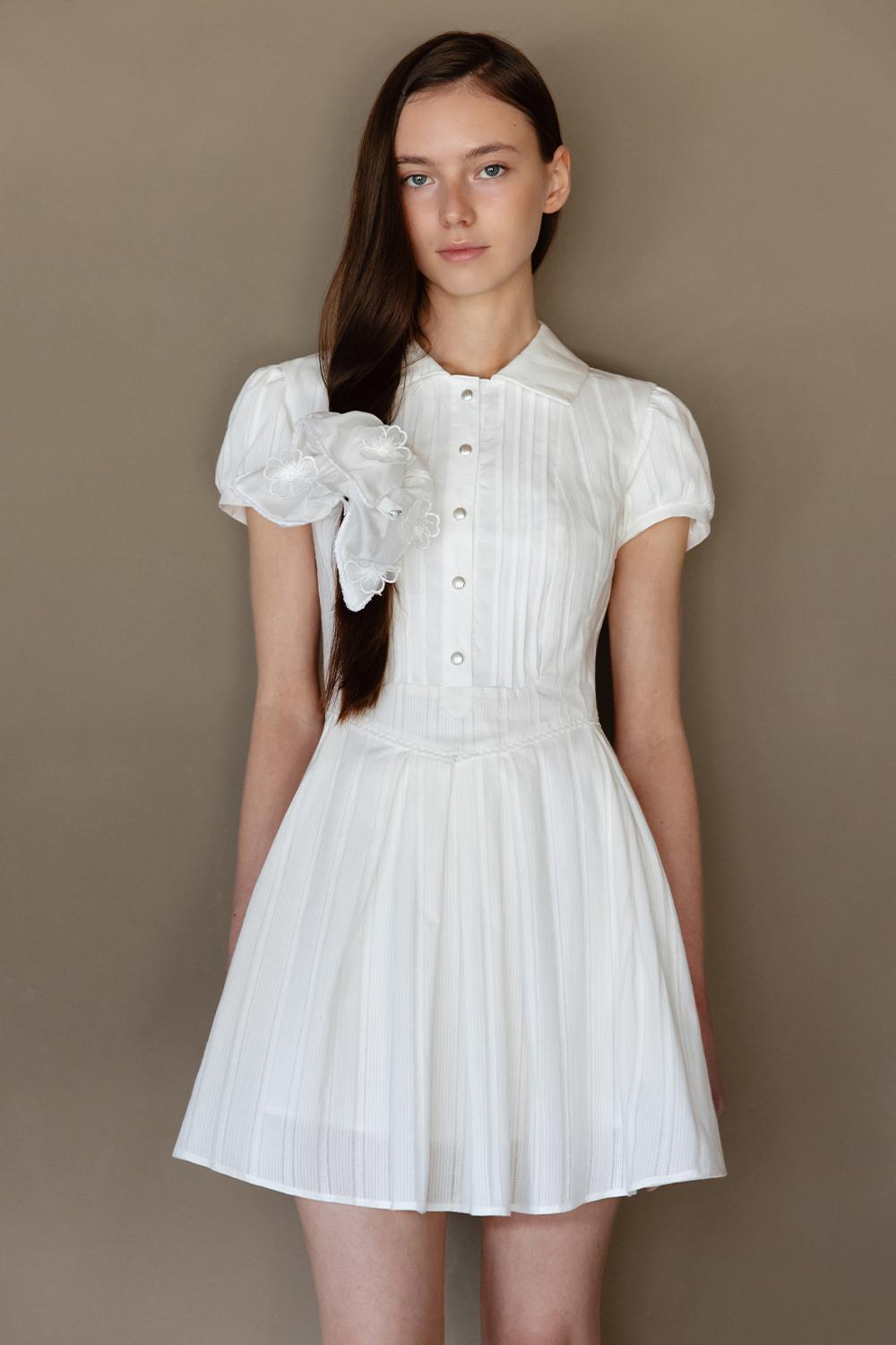 [5월 22일 예약배송] LISIANTHIUS PINTUCK PLEATS DRESS_TT5S605IV