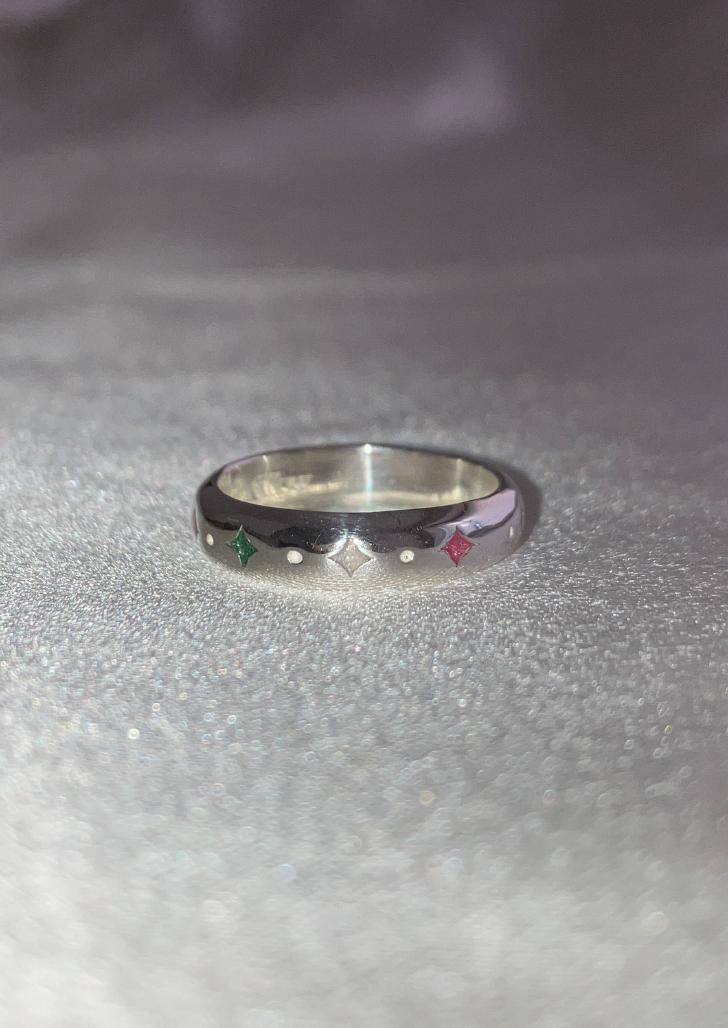 dia patterned ring color