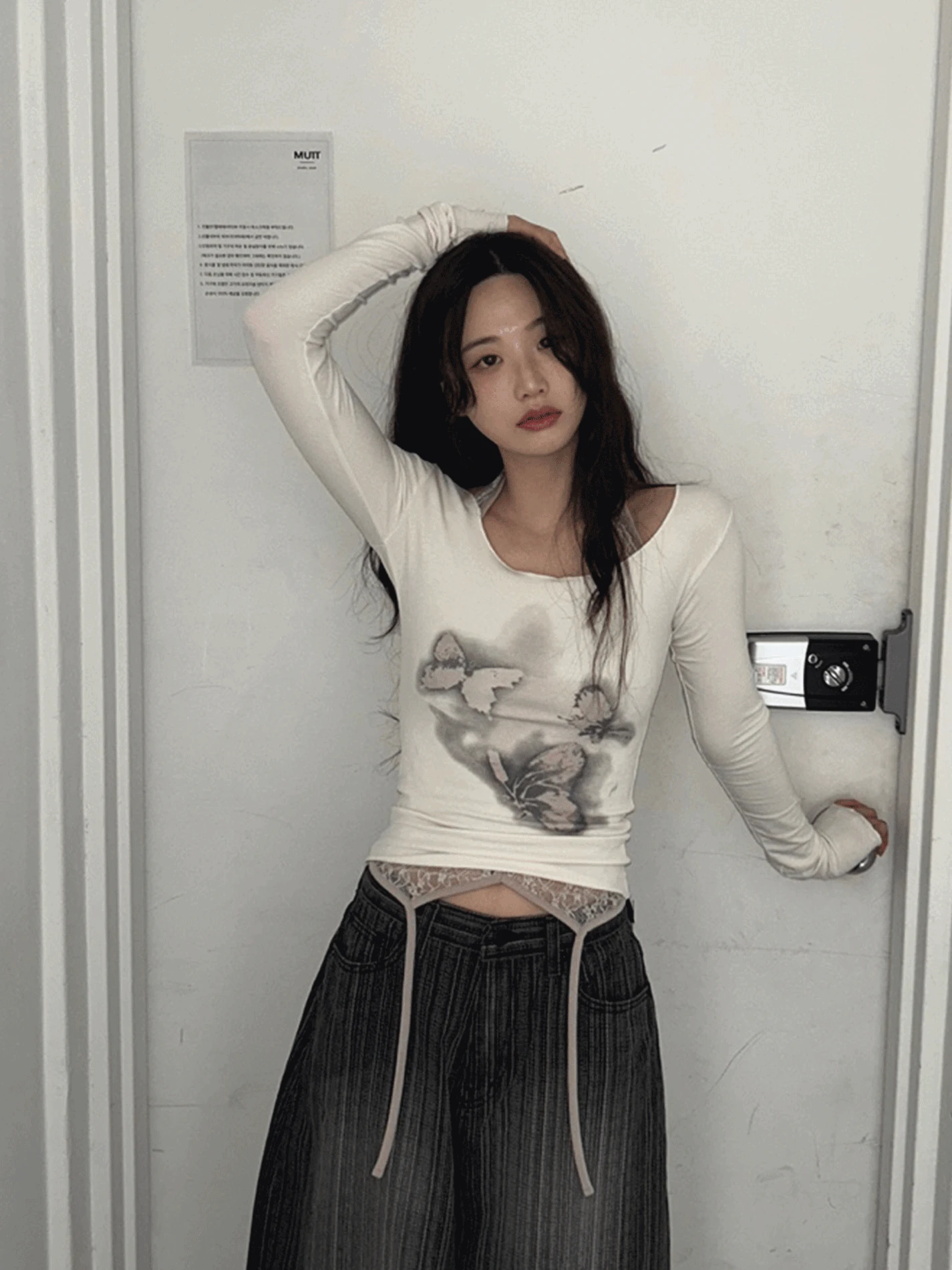 [단독] baby butterfly t-shirt