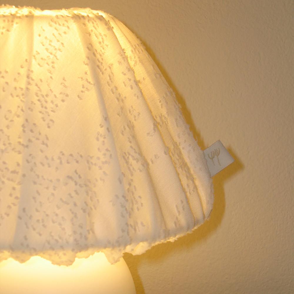 angae kkott lamp