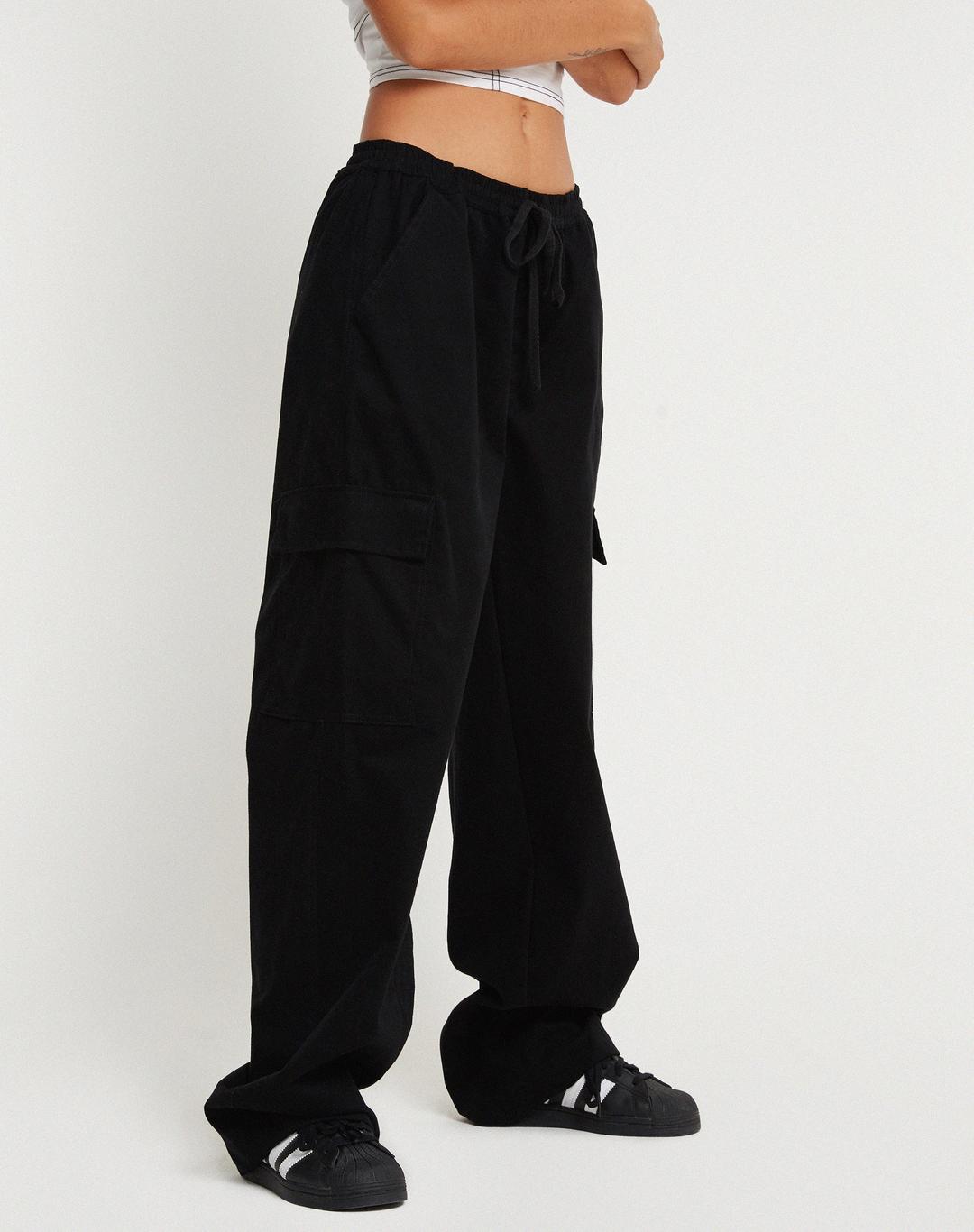 Geona Wide Leg Cargo Trouser in Black - XXS