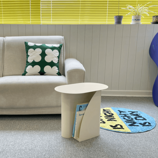 Side Table (사이드 테이블)
