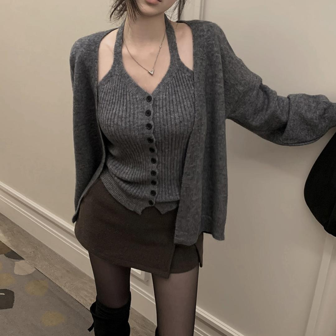 크림치즈마켓 [new~♥오픈10%할인/오늘종료📢] 솔트 홀터넥 나시 가디건 세트 - set (연말룩,데이트룩)