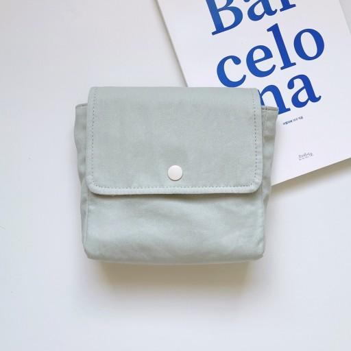 Basic button pouch