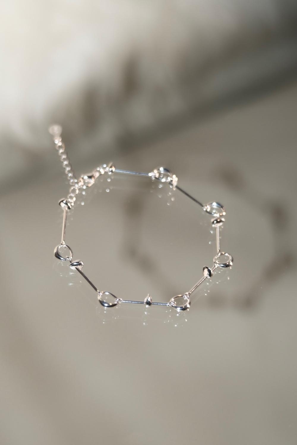 플리치 댕글 팔찌