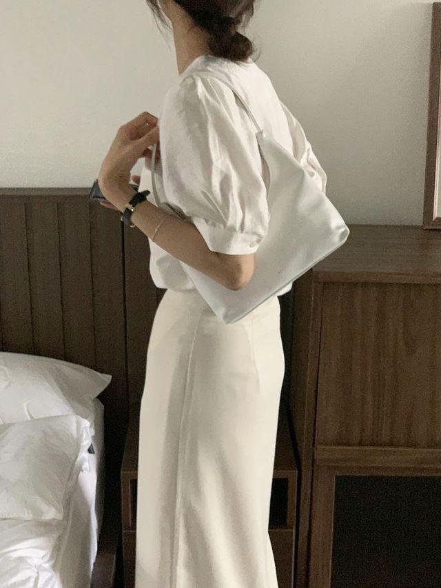 트위스트 반팔 블라우스