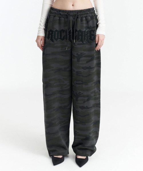 락케이크(ROCKCAKE)  Camo Metal Graphics Pants - Black - 사이즈 & 후기 | 무신사