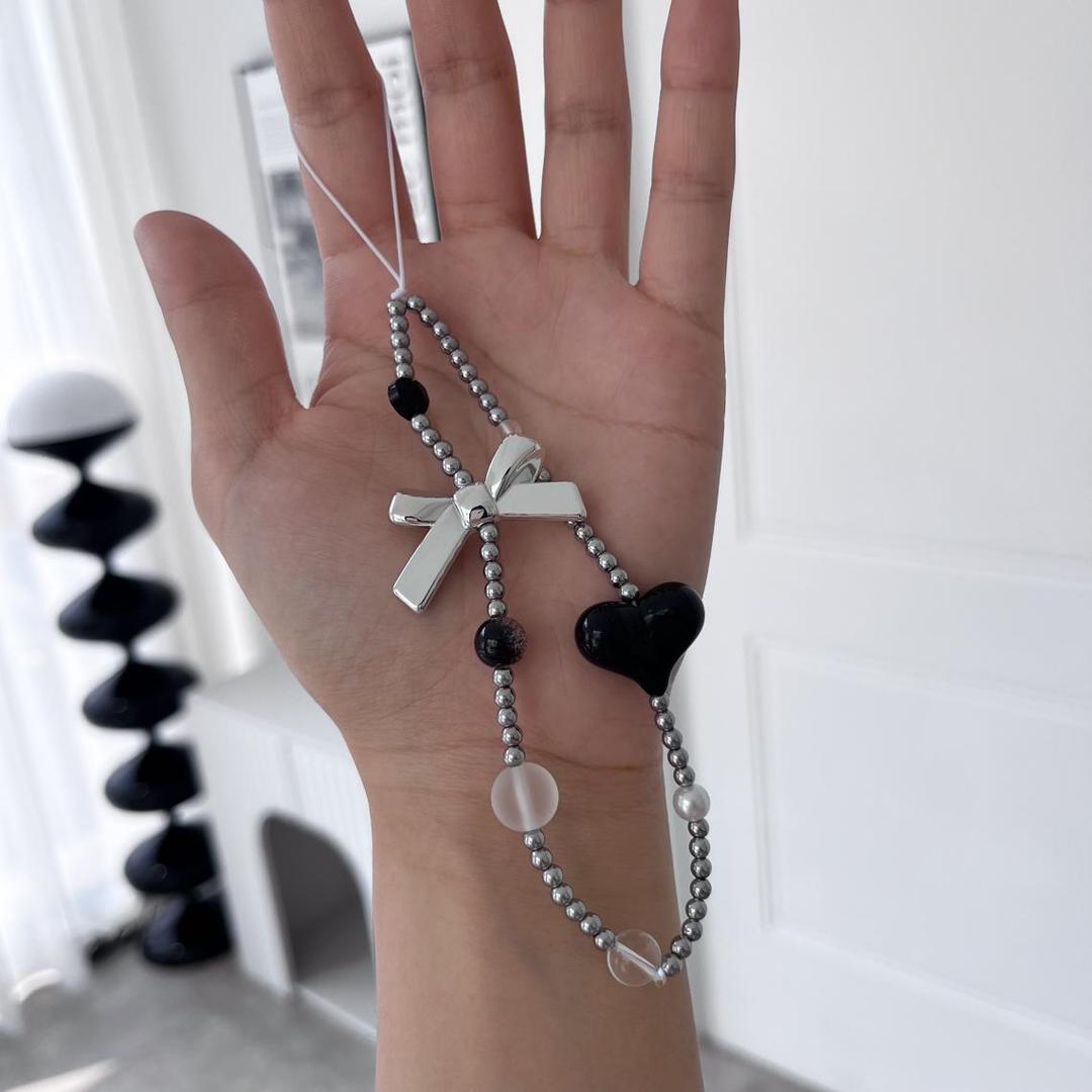 Silver Ribbon Black Heart Phone Strap 비즈핸드폰줄 핸드폰고리 손목 폰스트랩 실버 핑거스트랩
