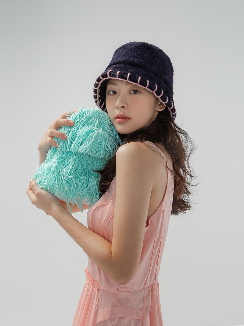 (HANDMADE EMBROIDERY) PINK-NAVY-HAT