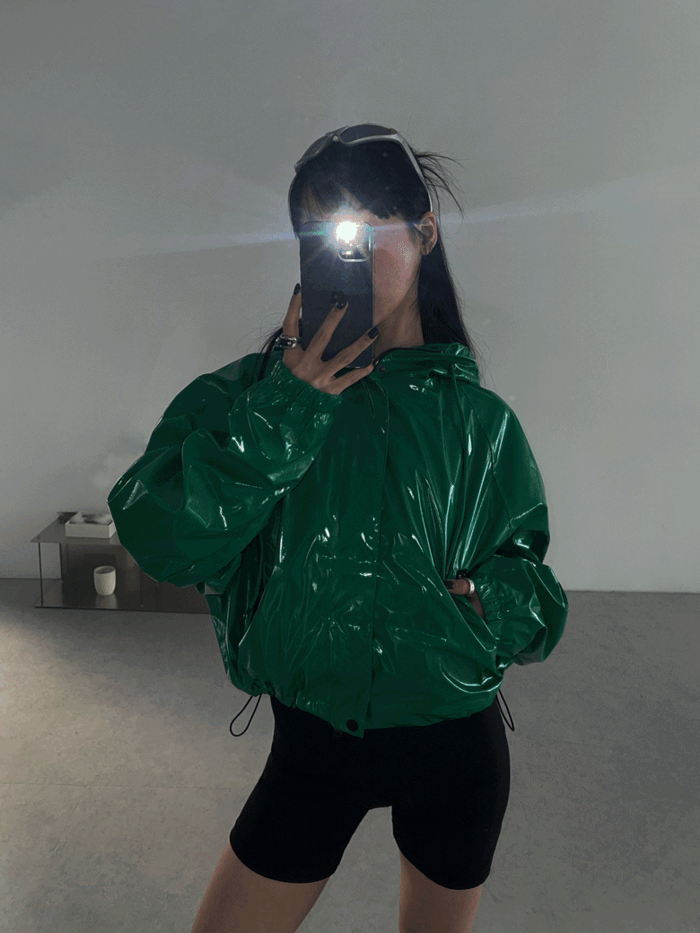 [블랙 당일발송,UNISEX] 하이글로시 오버사이즈 크롭 자켓