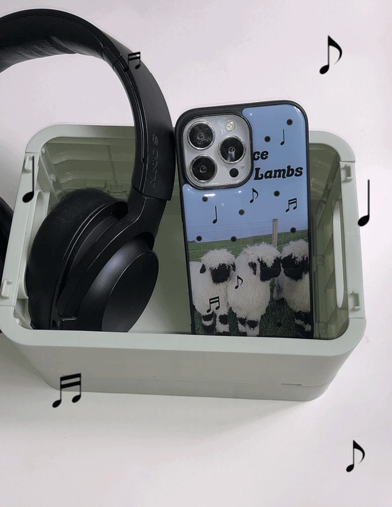 dot sheep