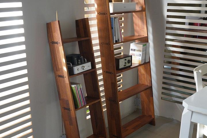 1+1 생각보다 엄청 안정적인 일파만파 원목 해치랙 사다리선반