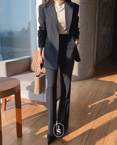 더제이수 [the J.Soo] 보카시 더라인 부츠컷 슬랙스