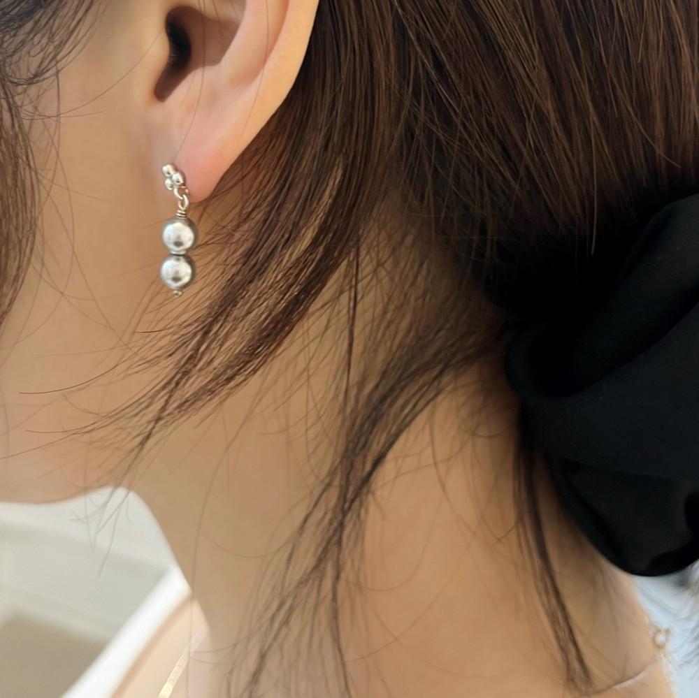 [라라살라마] 그레이 진주 귀걸이 Grey Pearl Earring