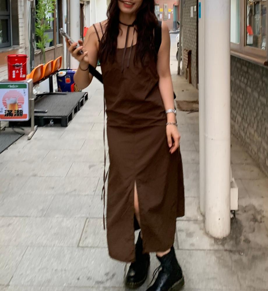 (블랙 당일발송)벨누아 스트랩 레이어드 초커 트임 맥시 원피스(2color)