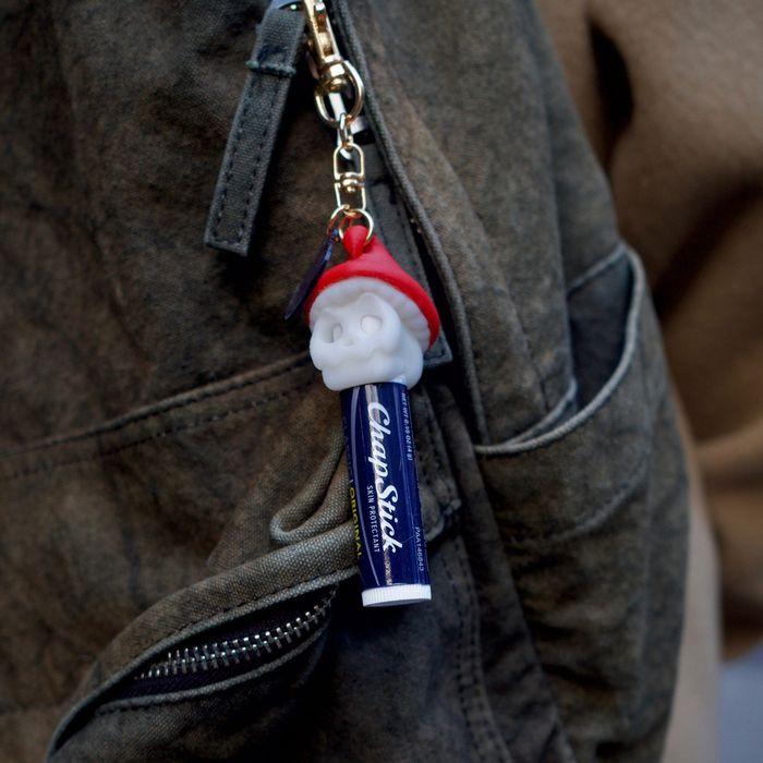 챕스틱 립밤홀더 키링 (Chapstick Lipbalm Keychain)