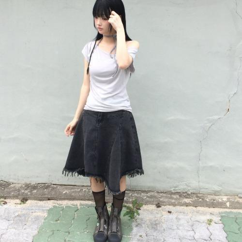 (3 C ᵒ l o🅡) 빈티지 언발 데님 스커트