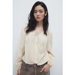 레이스 디테일 블라우스 크림 1315667001