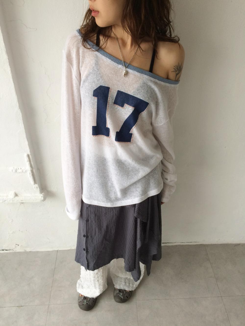 17 off-shoulder linen knit long sleeve 17 오프숄더 린넨 니트 롱슬리브