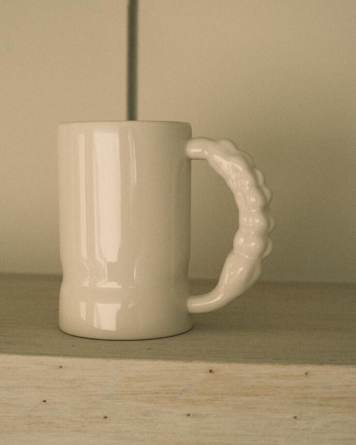 Lavender Cup (Glossy White)