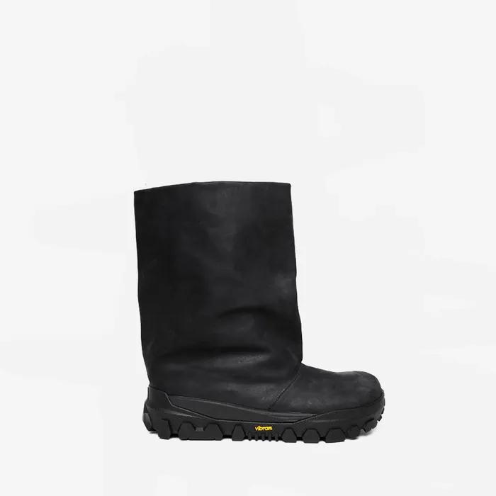 VIBRAM GRUNGE LEATHER SHORT BOOTS BLACK