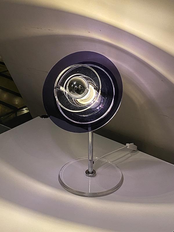 블랙 원형 테이블 램프