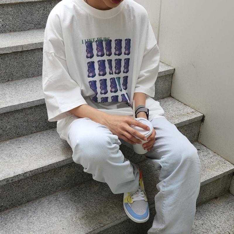 박시 루즈핏 화이트 젤리곰 티셔츠