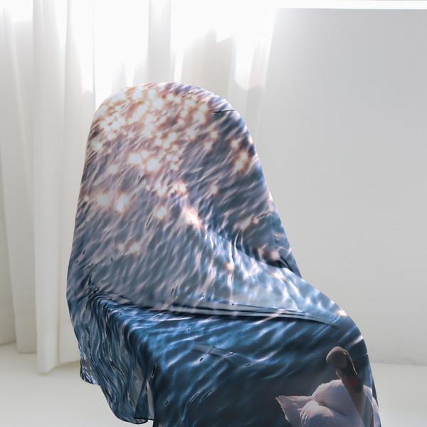 [FABRIC POSTER] Sackler Crossing Swan ver.2