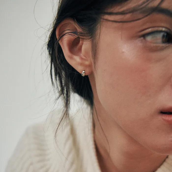 [925 silver] Deux.silver.208 / bun earring (silver)