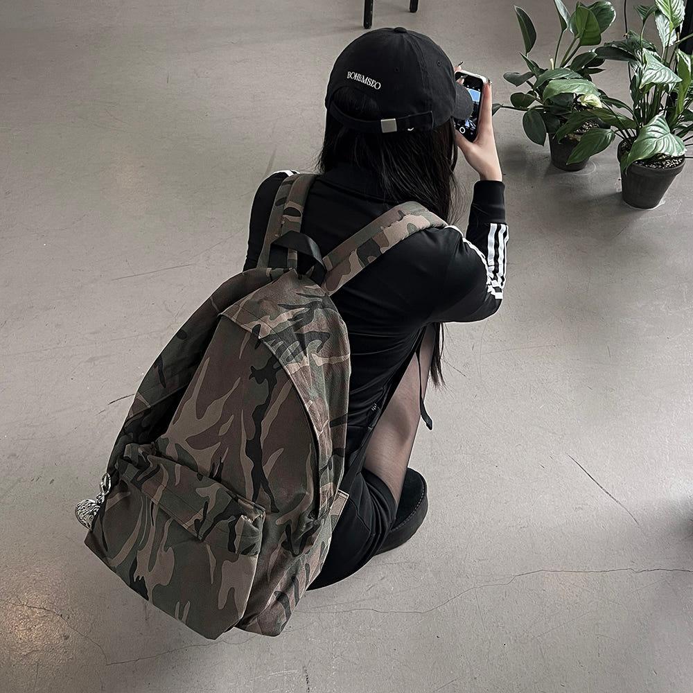 카모 백팩 몬모릴로