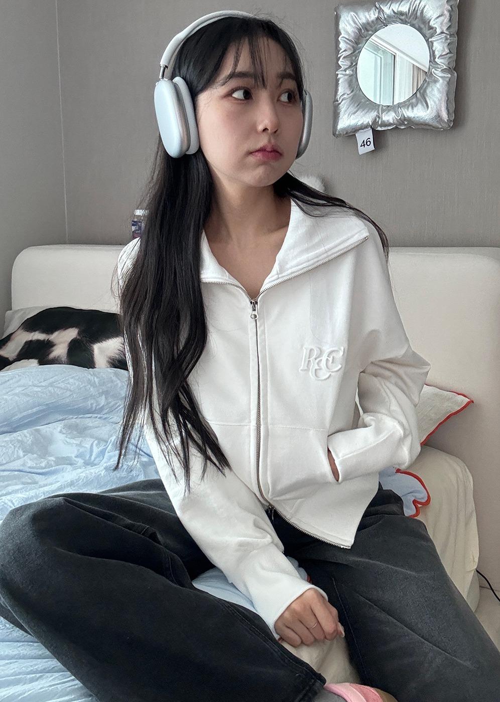 [지안씨 착용] RCC Embo Sweat Zipup [WHITE]