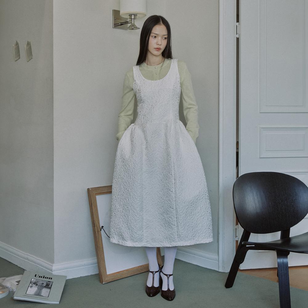 BACK BANDING JACQUARD DRESS / IVORY