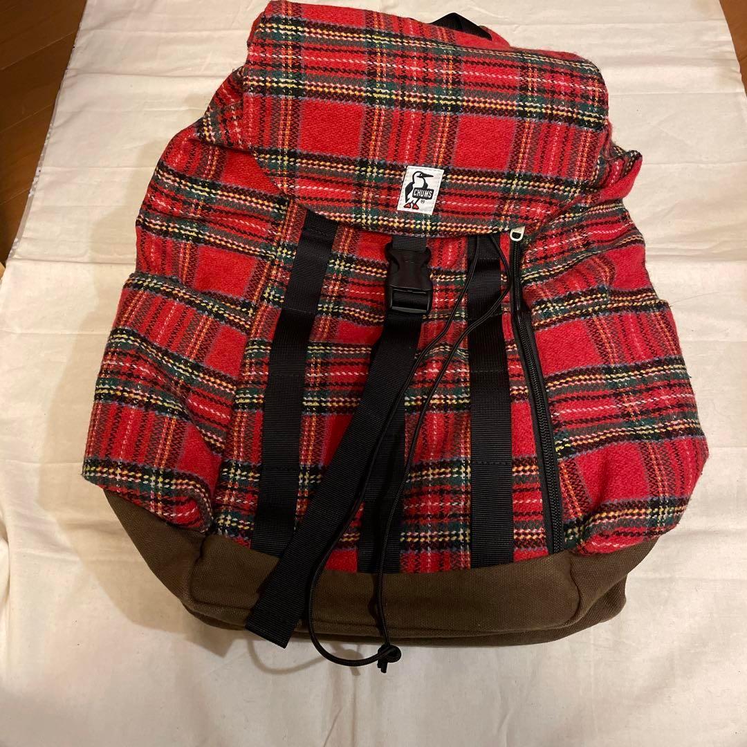美品　CHUMS チャムスリュック　チェック　レッド
