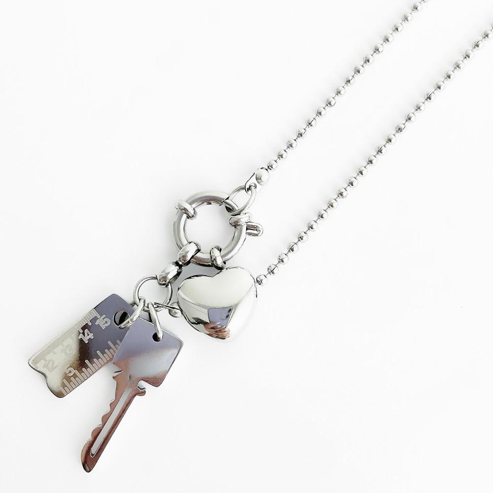 Key Jessica Necklace