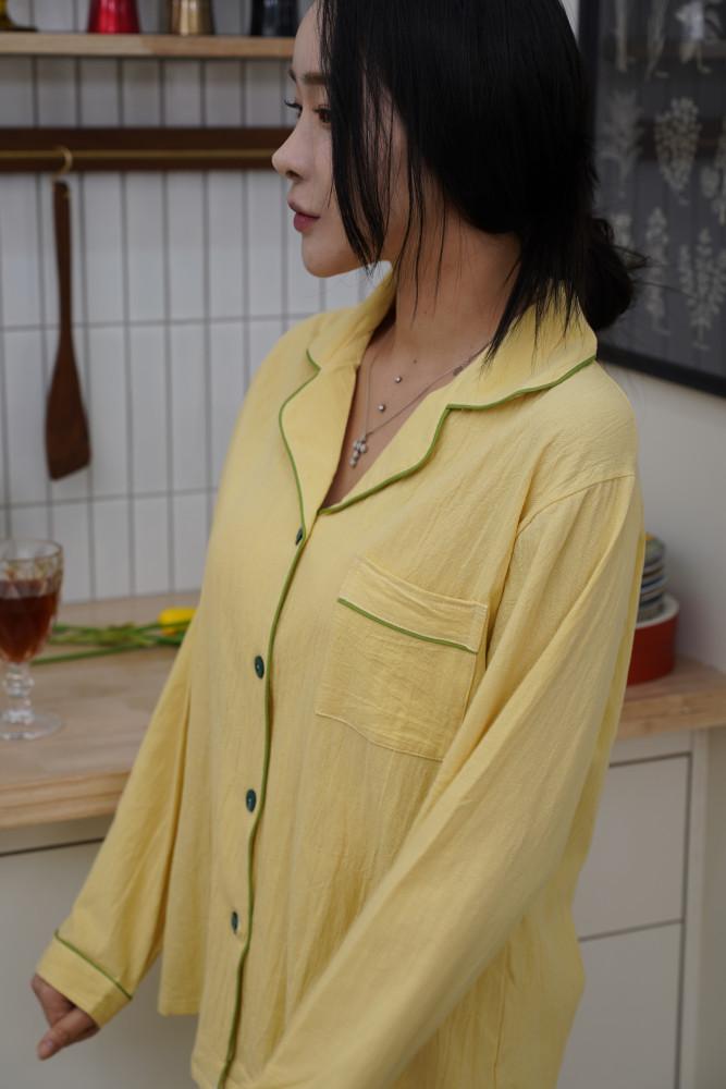 사장님이 노란색을 좋아해서 가져왔습니다.