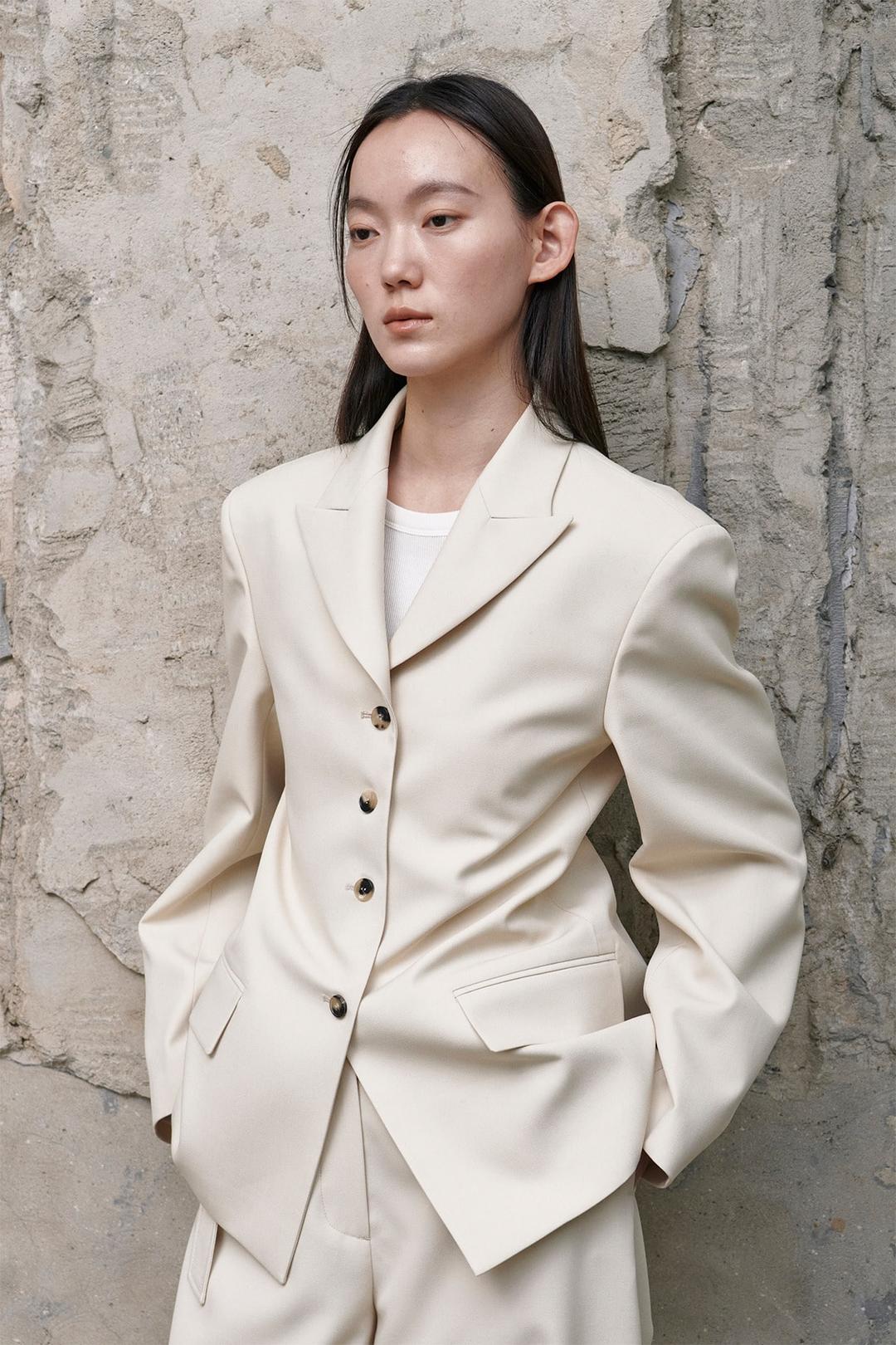 Sculpted Single Blazer _ Soft Beige