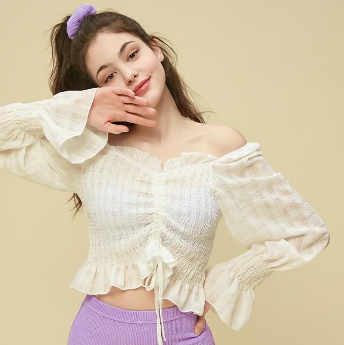 이프 러플 오프숄더 크롭 커버업