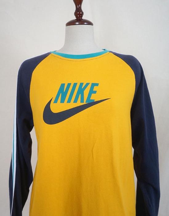 NIKE  Long Sleeve  ( M size )